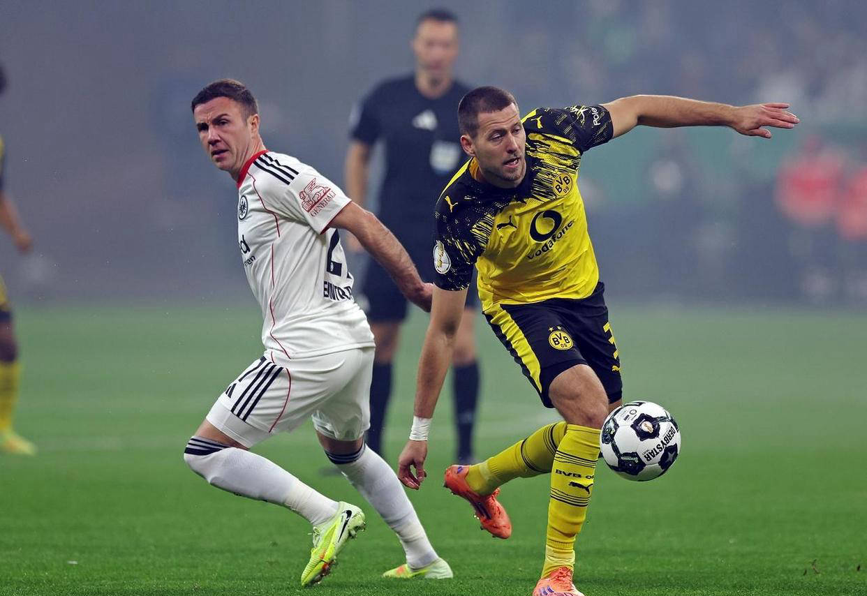 日职联前瞻：川崎前锋攻强守弱，广岛三箭主帅赛季后将离队（日职联看点：川崎前锋火力凶猛防线存忧，广岛三箭主帅赛季后告别）