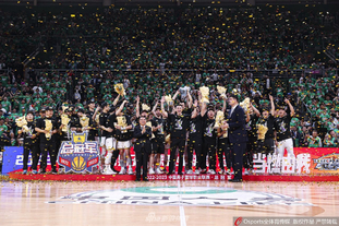 巴列卡诺主帅：能零封皇马意义重大，我们想让他们感受到压力（巴列卡诺主帅：零封皇马意义非凡，我们要让他们承受压力）