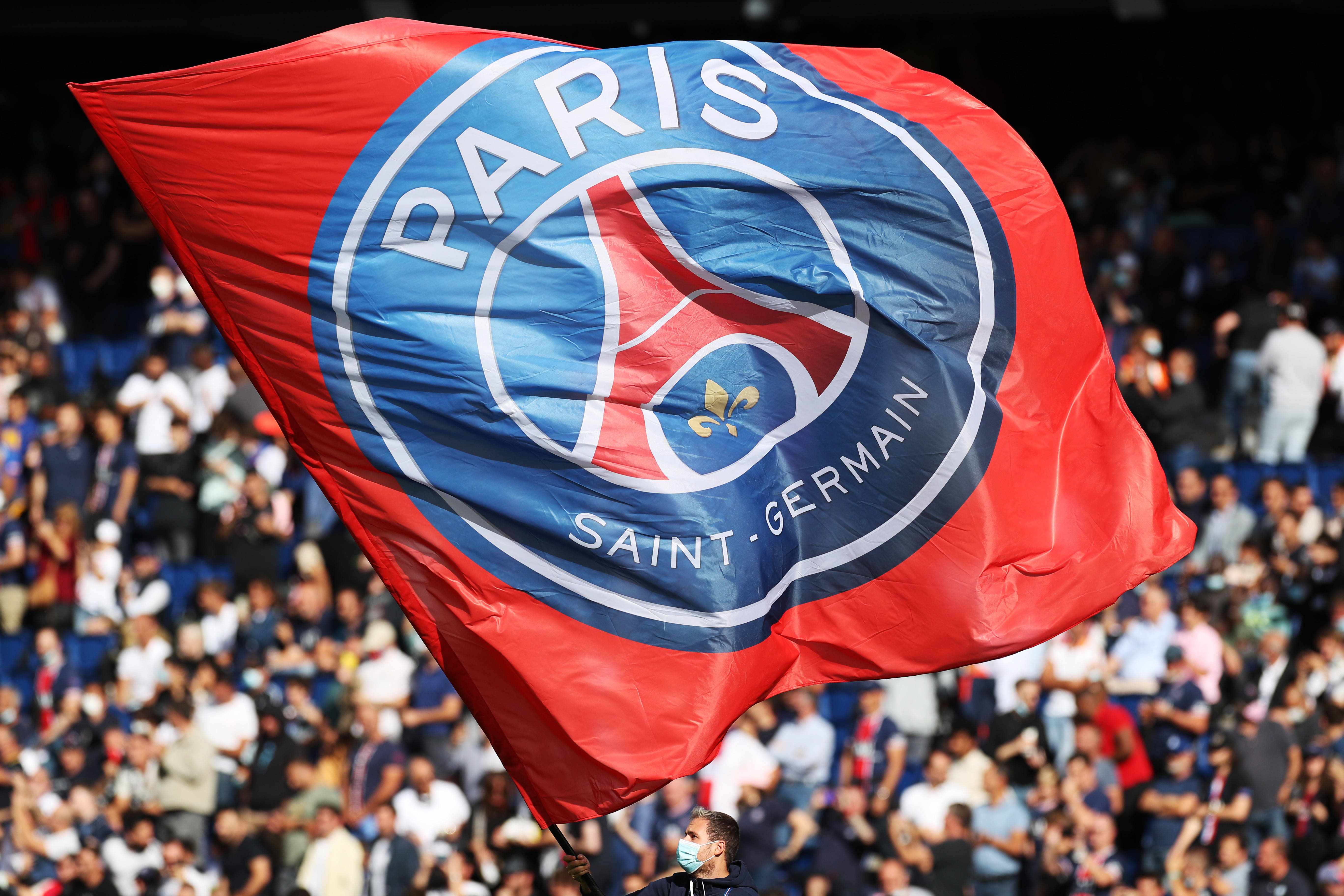 赫塔费vs埃尔切：马约拉尔、戴维-索里亚首发，安德烈-席尔瓦、伊尼亚基-佩尼亚出战（赫塔费迎战埃尔切：马约拉尔、戴维-索里亚先发，安德烈-席尔瓦、伊尼亚基-佩尼亚披挂上阵）