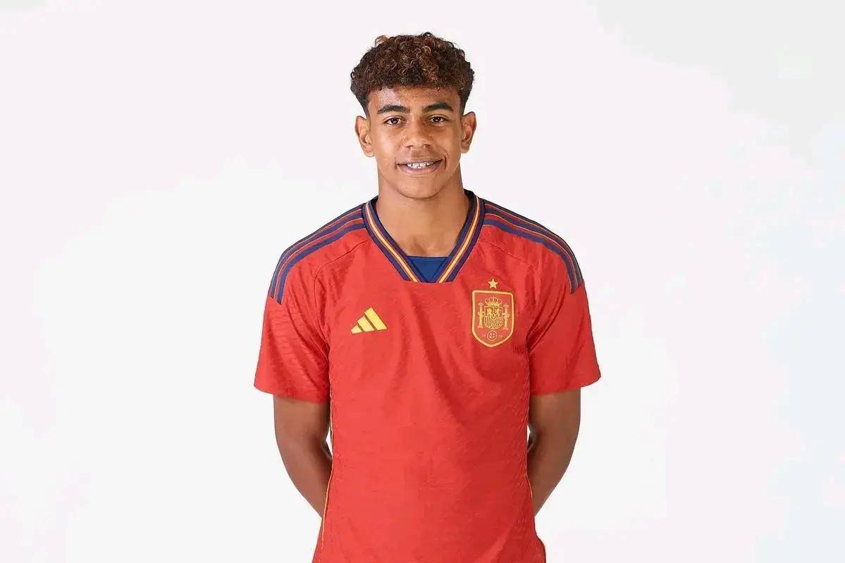 Opta预测欧冠夺冠概率：阿森纳24%第一，拜仁、曼城二三位（Opta欧冠夺冠概率榜：阿森纳以24%居首，拜仁与曼城分列二、三位）